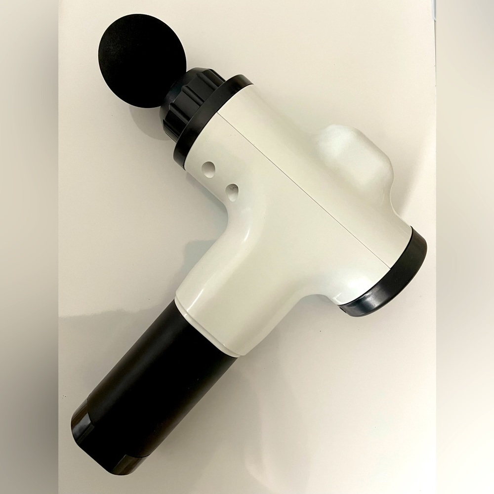 😎 NWOT Mahli Deep Tissue Muscle Massager Gun, Wireless Model MDM3005 w/4…